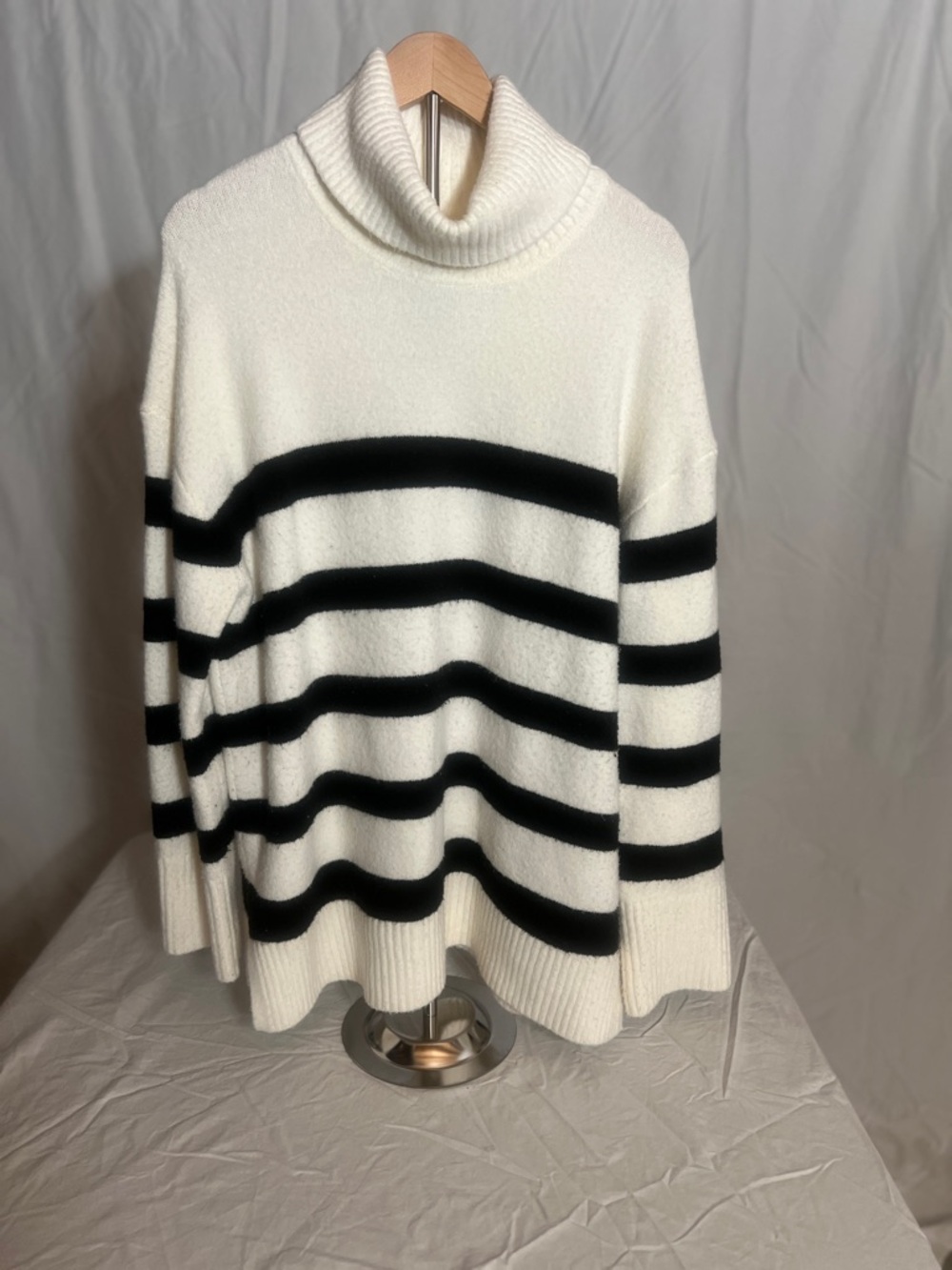 Nine West Cream and Black Striped Turtleneck Sweater Size L